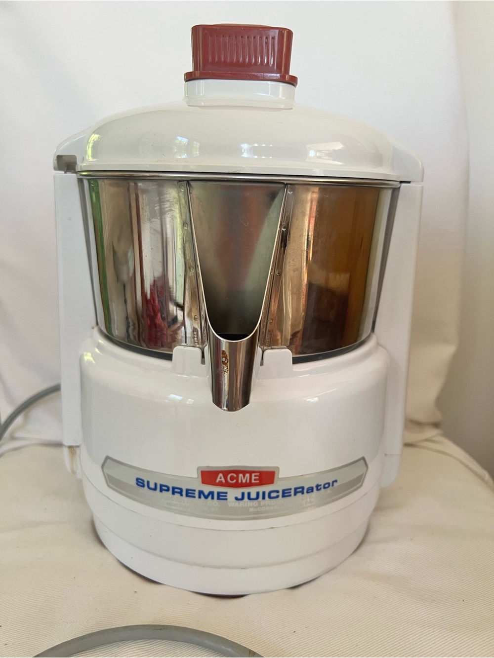 Vintage Workhorse Acme Supreme Juicerator model 6001 made in Hartfort CT